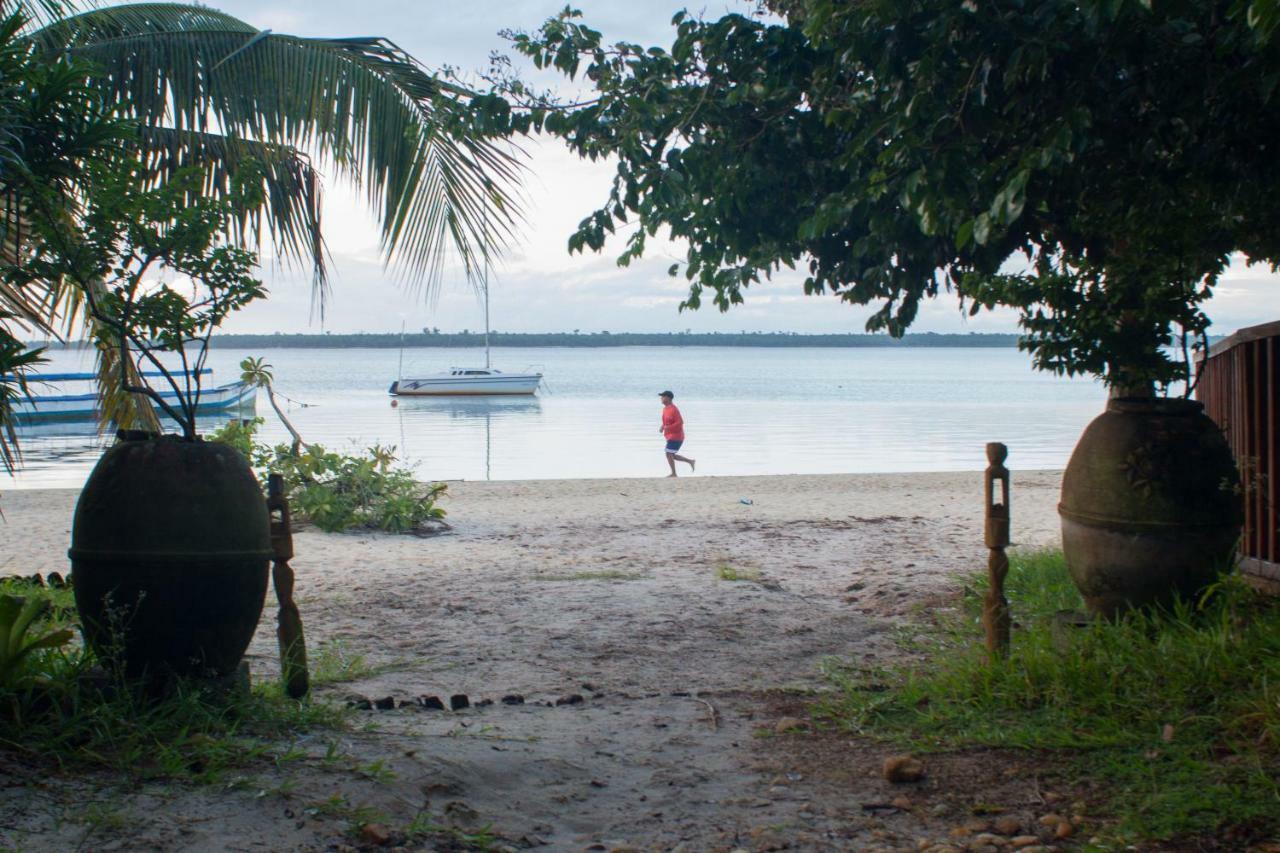 Les Acacias Bungalows Manambolo Esterno foto